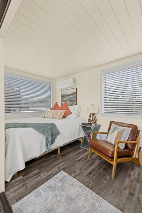 New The Sunset Luxury Container Home Fredericksburg Esterno foto