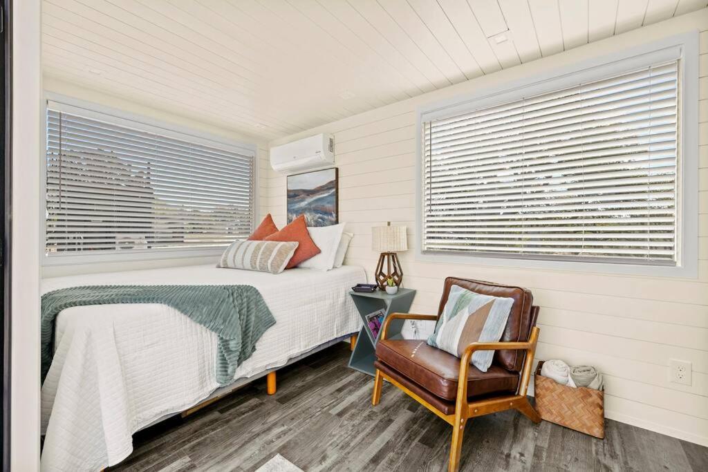 New The Sunset Luxury Container Home Fredericksburg Esterno foto