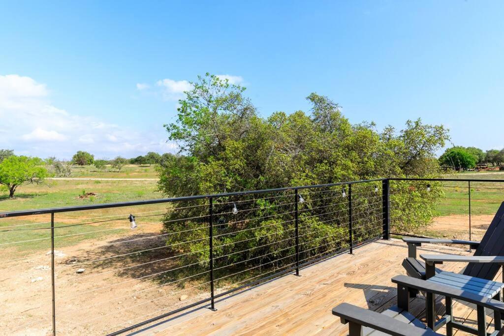 New The Sunset Luxury Container Home Fredericksburg Esterno foto