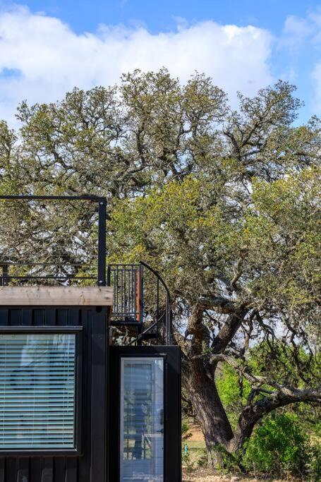 New The Sunset Luxury Container Home Fredericksburg Esterno foto